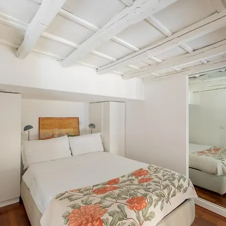 Apartamento Iflat The Tiber Gem